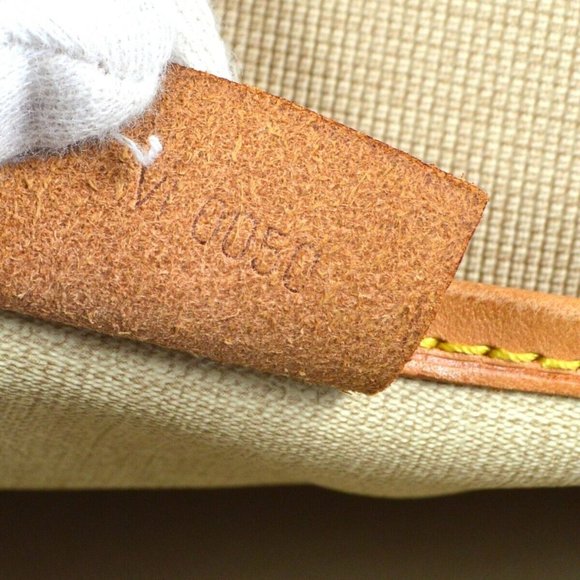 195315D Louis Vuitton Shoes Bag Excursion Monogram - Picture 8 of 9